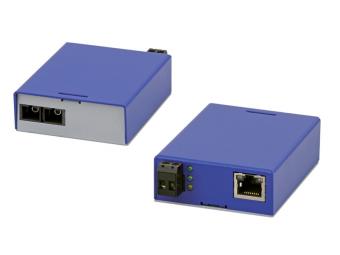 Multimode fiber optic to Ethernet media converter with PoE, EL100XS-P